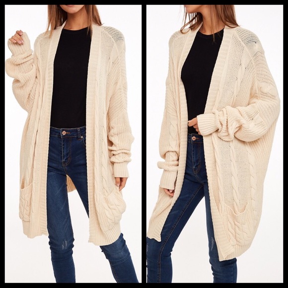 Sweaters - 1 LEFT ‼️Trinity Chunky Knit Cardigan